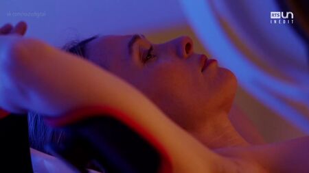 Anne Marivin, Jeanne Guittet nude – Sous La Peau st. 1 ep. 1-3 (2019) HD 720p Guarda online / Anne Marivin, Jeanne Guittet – Under the Skin