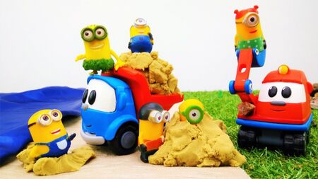 Il camioncino di Leva e il video sulle #macchinine: Leva e i suoi amici preparano una spiaggia per i MINION! La macchinina di Leva