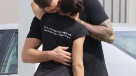 HOT: Adriana Lima mentre bacia il suo nuovo fidanzato