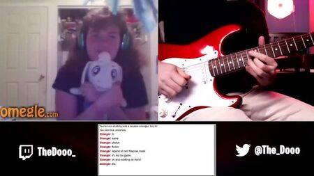[TheDooo] Suonare la chitarra su Omegle, Ep. 7 - Sono tornato!