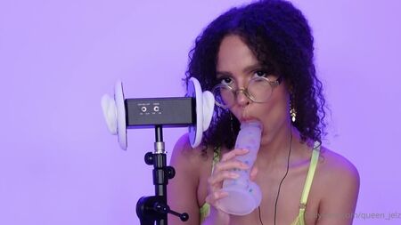 Jelzy ASMR, alias Queen Jelz - Dildo JOI (OnlyFans)