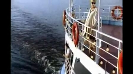 Alla Pugacheva - Il tramcino sul fiume