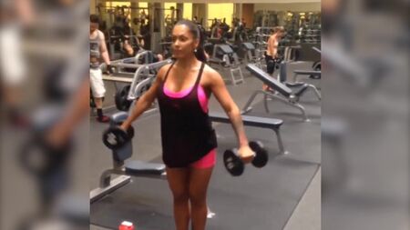 Gli allenamenti fitness di Mariza Villarreal per donne, da concorrente di gare di bikini ¦ Fitness Babes (bodyfitness, bodybuilding, bikini)