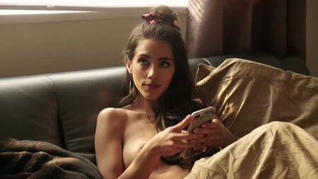 Seychelle Gabriel (scene di nudo di Seychelle Gabriel in "Get Shorty", stagione 3, episodio 4, 2019)