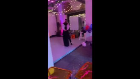 Yulik e Dasha Kaplan ballano al matrimonio