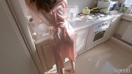 [ZOLOTOV PORN] Per colazione si è beccata il mio cazzo e alla fine anche una bocca piena di sborra: sesso, porno russo, pompino, Pornhub, sesso, Pornhub 18+