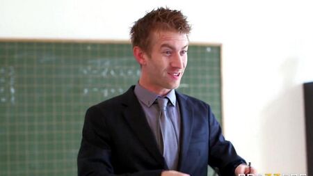 L'insegnante ha scopato uno studente cattivo