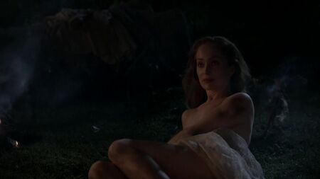 Lotte Verbeek nuda - Outlander s01e10 (2015) HD 1080p