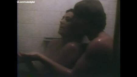 Edy Williams nuda - Dr. Minx (1975) Guarda online