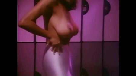 Roberta Vasquez - Playboy - Profilo della Playmate