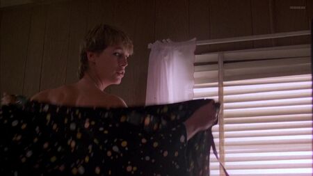 Jamie Lee Curtis (scene di nudo di Jamie Lee Curtis in "Grandview, USA" del 1984)