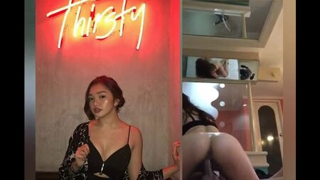 Ultimi video porno indonesiani di Chika diventati virali nel 2022 RAJA COLI - Ultimi video porno indonesiani di Chika diventati virali.mp4