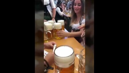 Raccolta dell'Oktoberfest tedesco, follia, sesso, ragazze facili, amatoriale, sbronza, festa, party, porno tedesco, sesso da ubriachi, ubriache