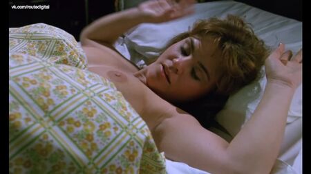 Amanda Donohoe, Bridget Brammall nude - Paper Mask (Regno Unito, 1990) HD 1080p - Guarda online