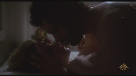 Jennifer Jason Leigh nuda - Rush (1991) HDTV 1080i Guarda online