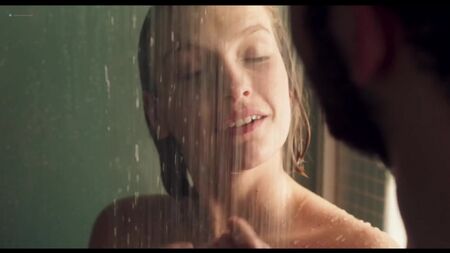 Margot Bancilhon, Camille Razat, ecc. Nude - Ami-ami (FR 2018) HD 1080p / Margot Bancilhon, Camille Razat - La mia ex ragazza