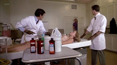 Mary Beth McDonough, Violet Manes Nude - Mortuary (USA 1983) 1080p