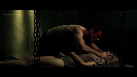 Halston Sage – Poker Night (2014) HD 1080p Nuda? Sexy! Guarda online