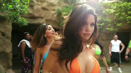 Tawny Jordan: tette grandi in HD