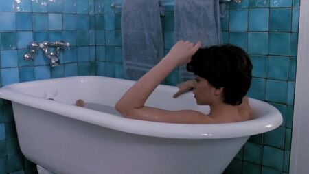 Annabella Sciorra nuda - Sussurri nell'oscurità (1992) 1080p