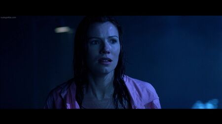 Odessa Munroe nuda - Freddy contro Jason (2003)