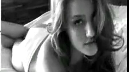 Video sexy di Rosie Huntington Whiteley - Salpa con me
