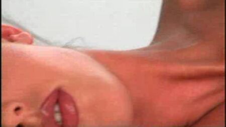05 - Playboy 2001 - Crista Nicole - Playmate del mese - video 02