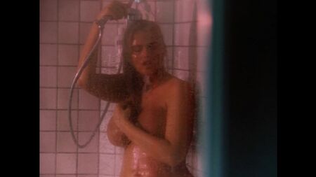 Anna Nicole Smith nuda - To the Limit (1995)