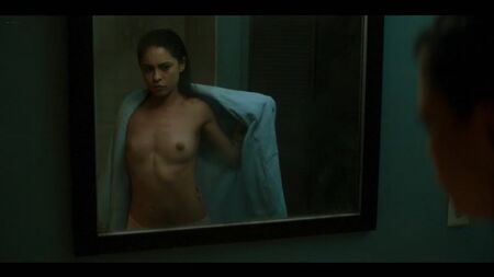 Rosa Salazar (scene di nudo di Rosa Salazar in "Brand New Cherry Flavor", stagione 1, 2021)