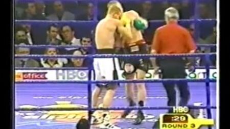 Micky Ward contro Shea Neary (Momenti salienti)