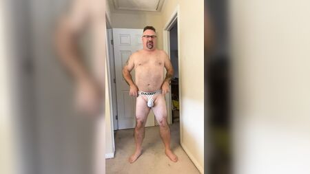Luvbennude e le sue mutande 2022